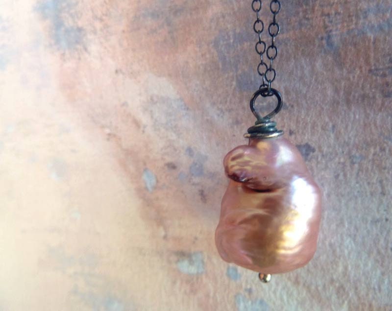 Beautiful Pink Champagne Baroque Pearl on Oxidized Sterling Silver Chain. Pearl Necklace.