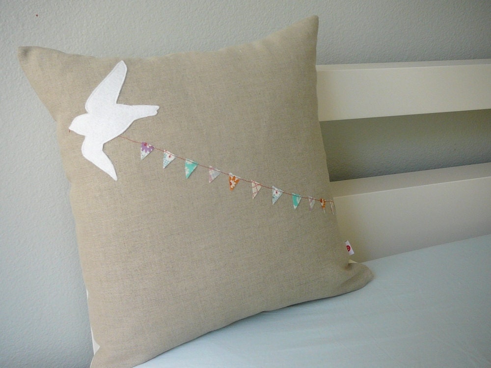 Bird Stringing a banner - Pillow Cover