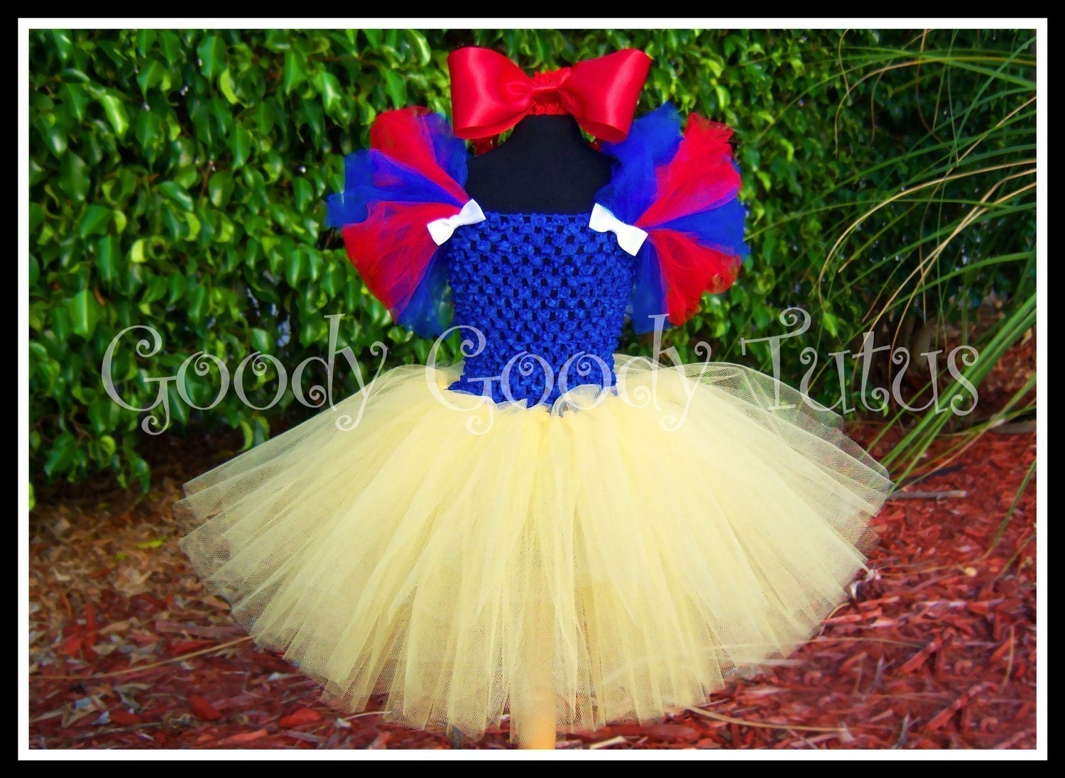 SNOW WHITE Inspired Crocheted Tutu Dress and Red Satin Bow Headband - Small 12/18mos
