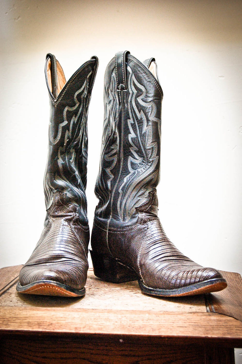 Pewter Gray Vintage Cowboy Boots Justin Mens 8