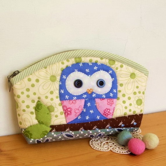DIY Owl Pencil Case/Make-up Bag Kit. Includes ALL Materials and Pattern.
