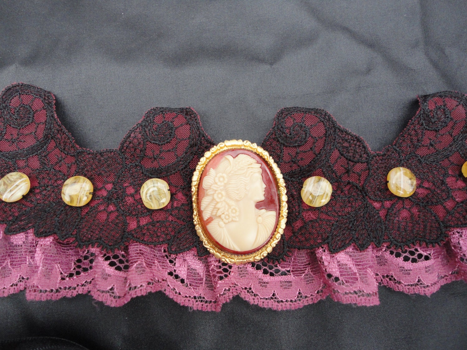 Lace Choker, victorian steampunk inspired collar with cameo detail.
