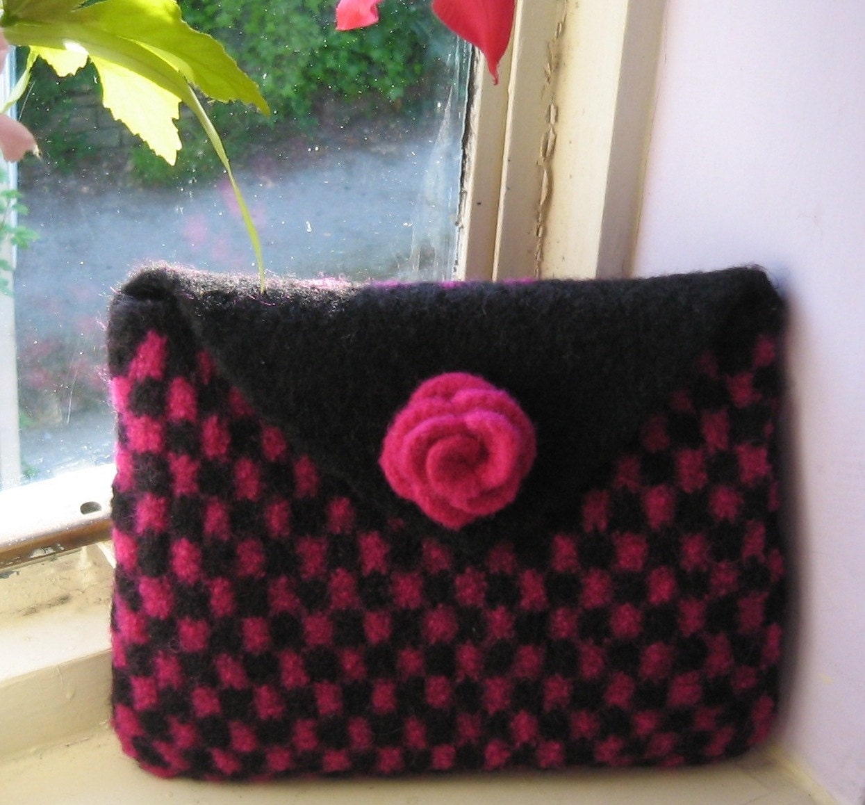 Cerise & Black Felted Clutch Bag PDF Knitting Pattern
