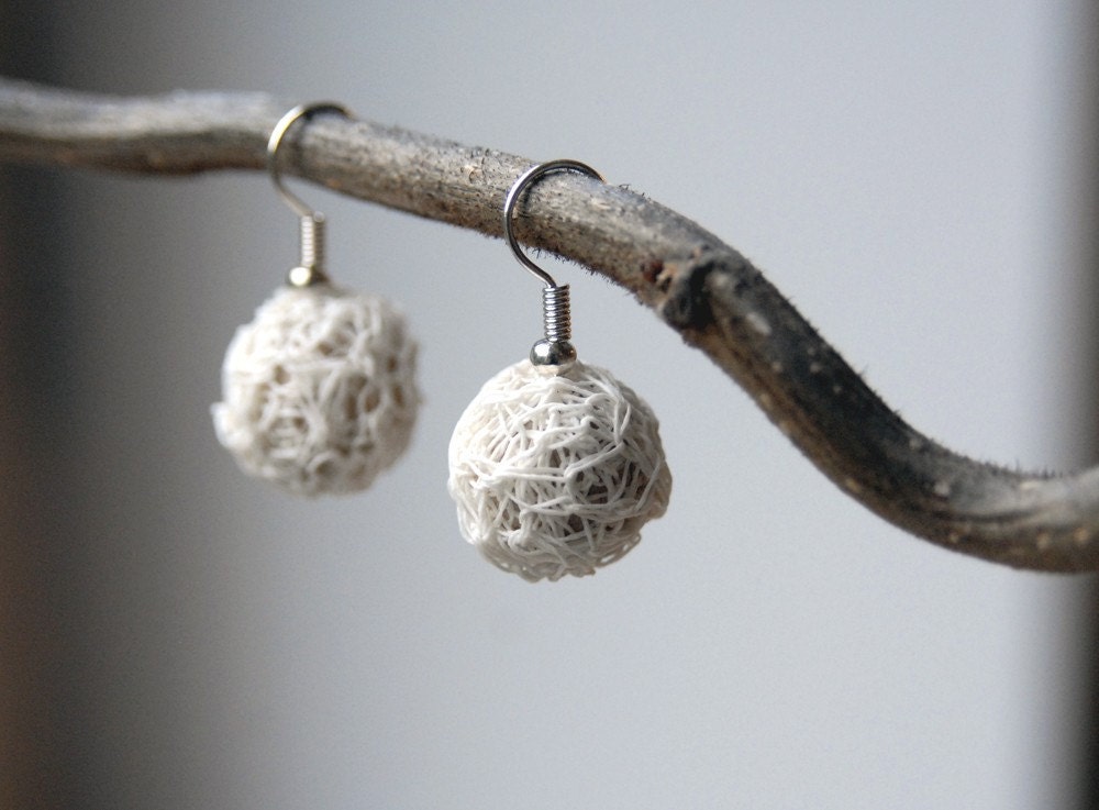 White Paper Yarn Earrings