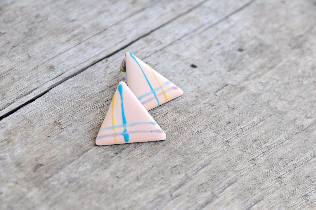 Retro 80s Triangle Earrings in Pastel Colors