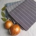 Menswear towel, dark grey weft