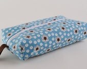 Wet wipe case  -turqoise and brown retro flower print