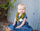 toddler lemongrass fiber necklace with crochet flower clip