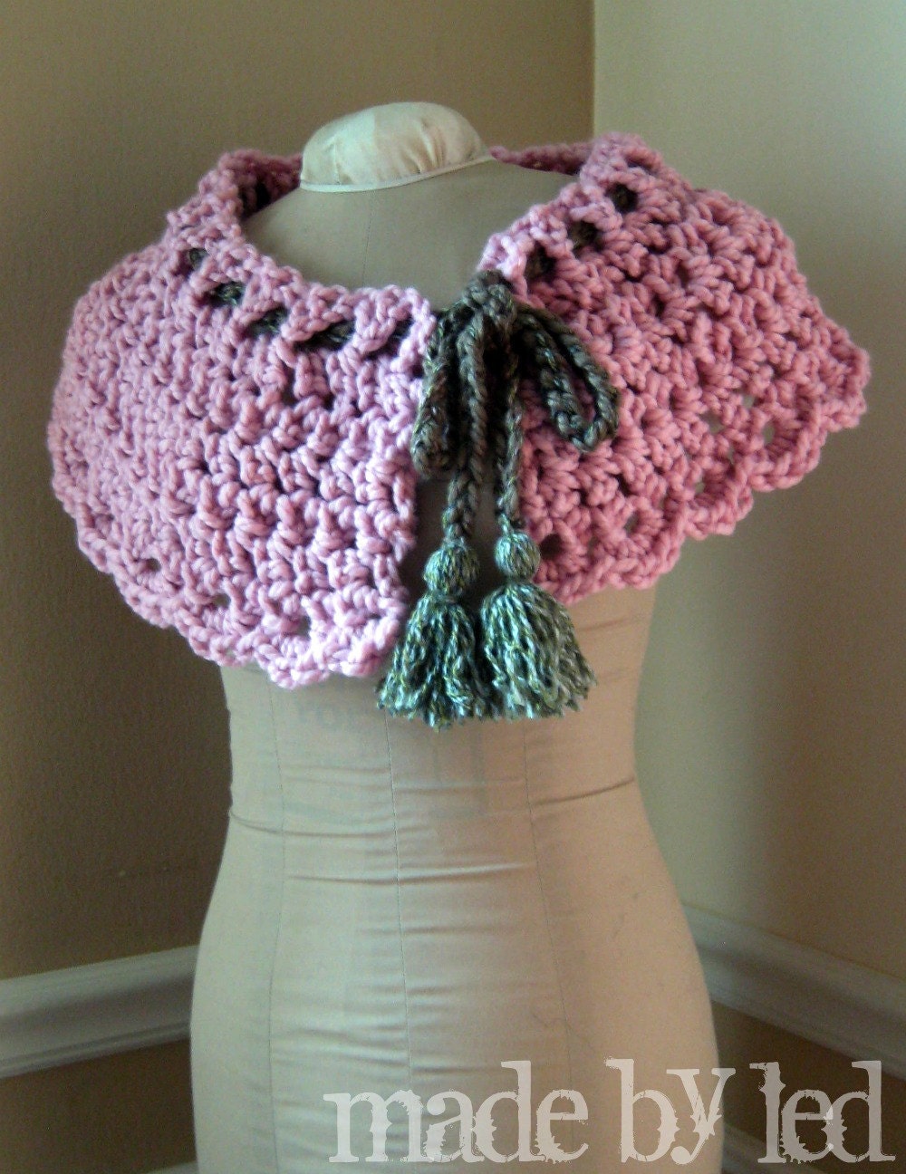 shawl-warmer-scarflette-capelet in cotton candy with tassel tie