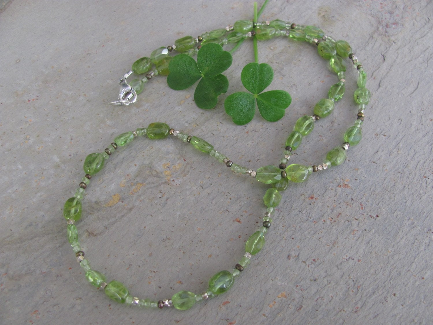 Mixed Spring Green Peridot & Pearl Necklace