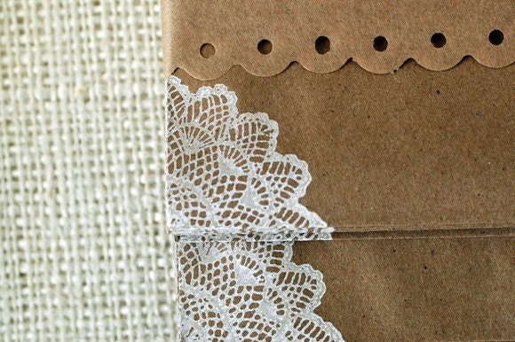 24 KRAFT BAGS with lace corners