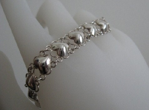 Vintage Sterling Silver Linked Heart Bracelet