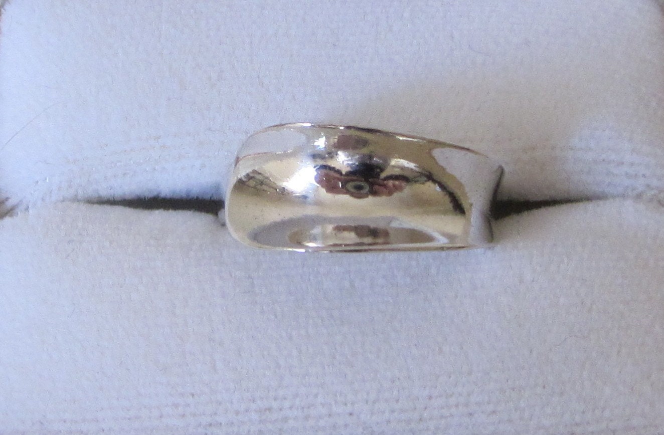 Sterling Silver Ring - Vintage