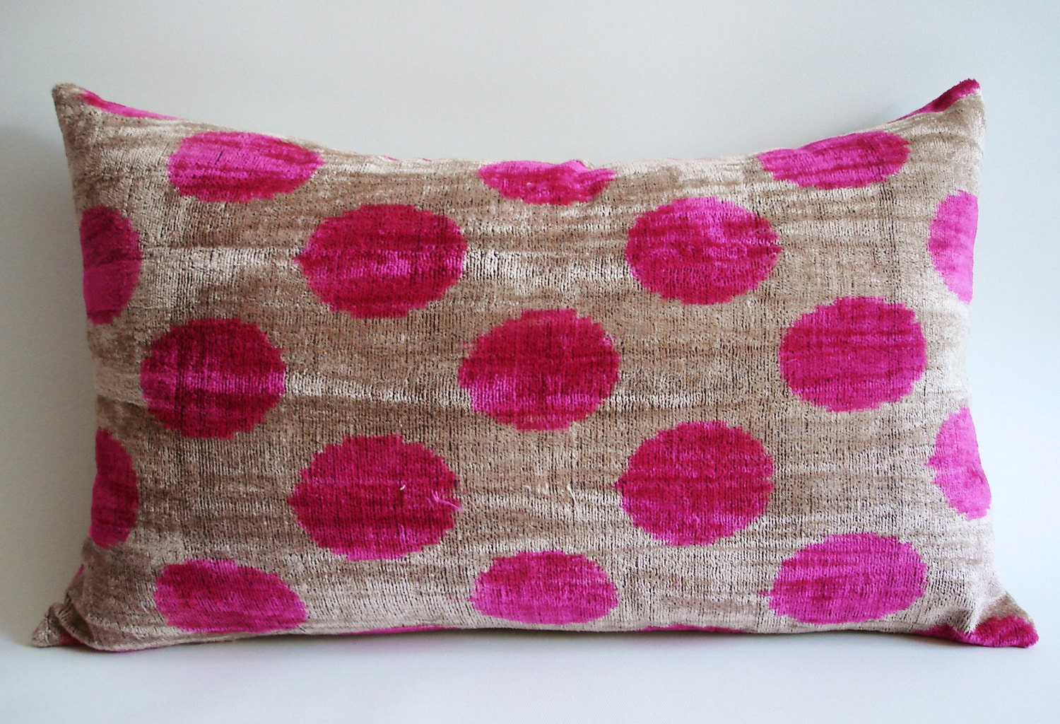 Sukan / SALE, Decorative Pillow,Throw Pillow Cover, Handmade Silk Velvet Ikat Pillow Cover - 14x22 inch Pink, Beige Color