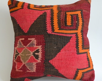 Sukan / Modern Bohemian Throw Pillow. Handwoven Wool Vintage Tribal Turkish Kilim Pillow Cover. 16x16 inch