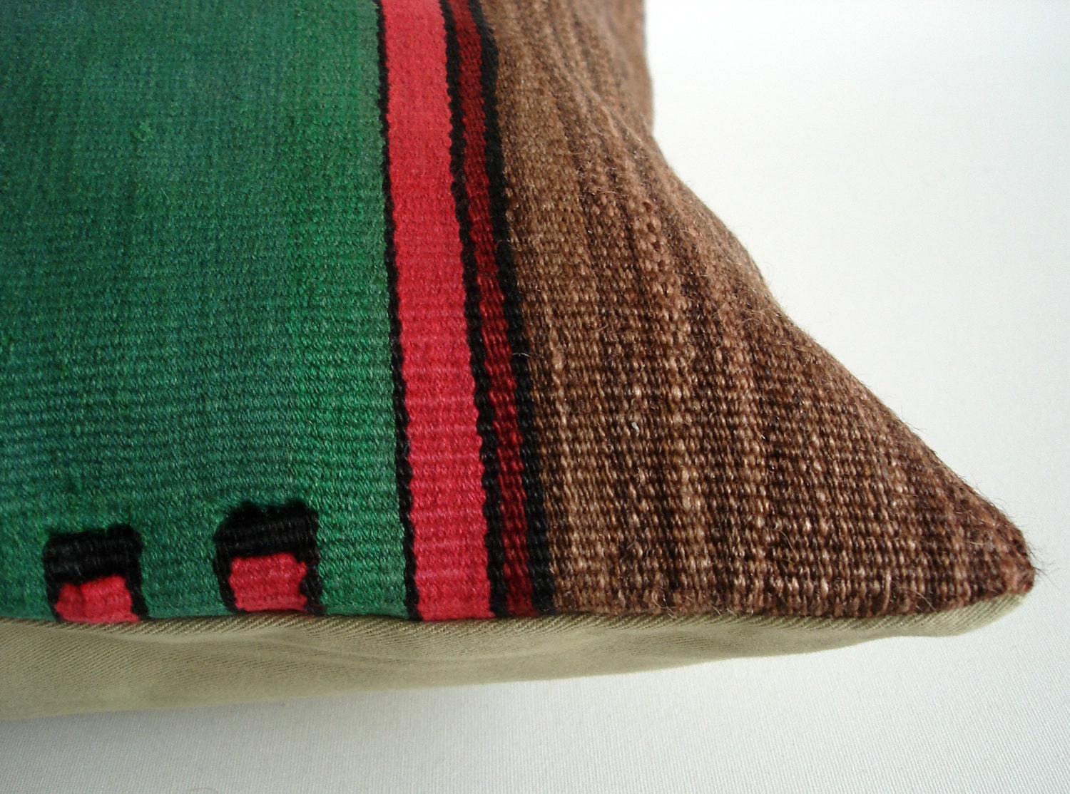 Sukan / Hand Woven - Turkish  Kilim Pillow Cover - 16x16 inch