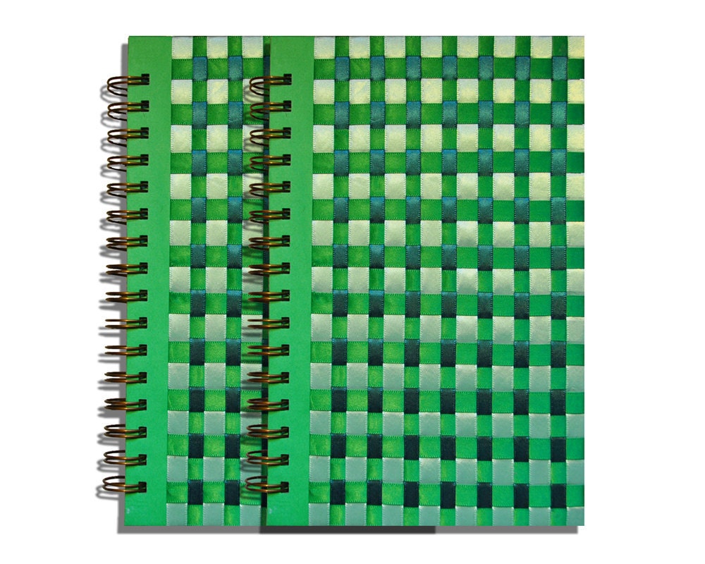 Planner, One Page Per Day, Organizer - Choose your start month - 6 X 9, set of 2 Books