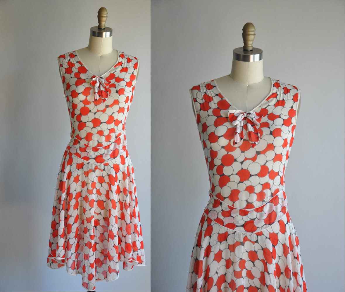 vintage rare 1930s // 30s // Vaudeville drop waist cotton print dress