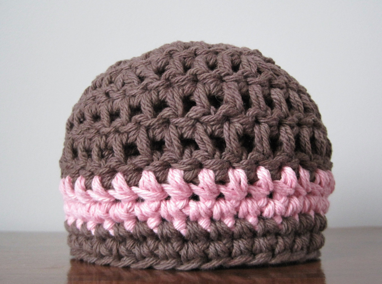 Brown cap with Pink Stripe