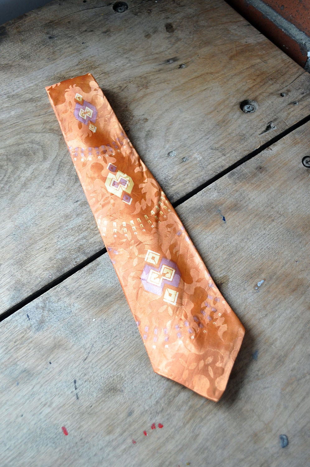 1940s orange and purple tie