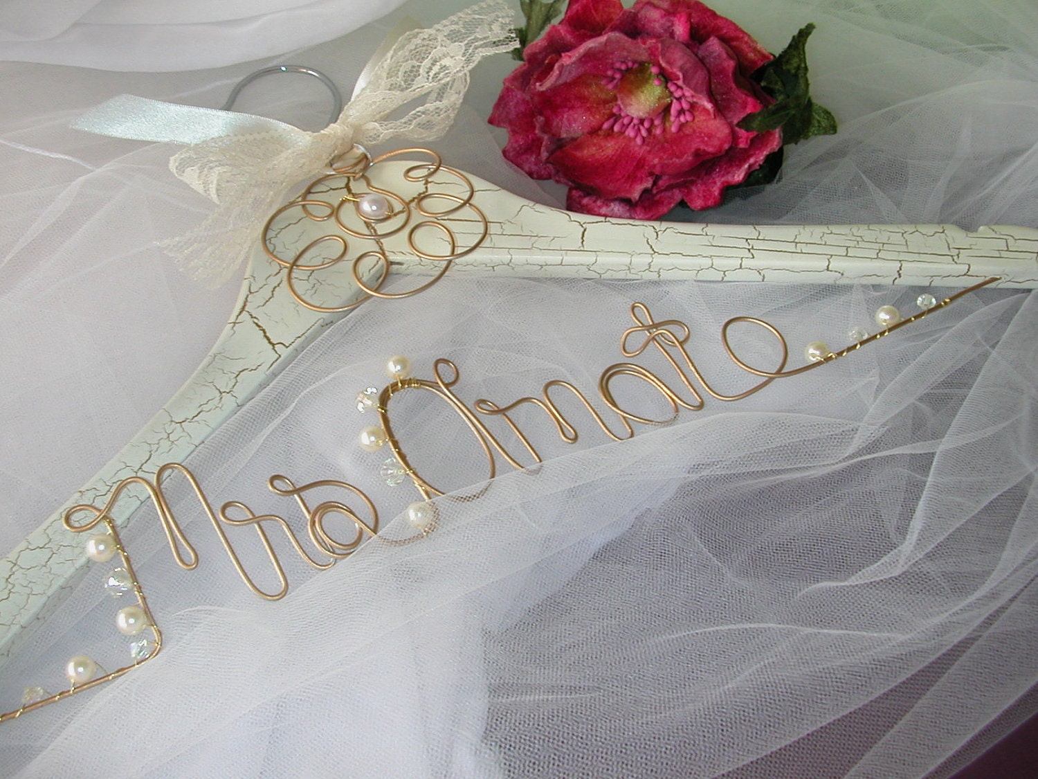 Romantic Vintage , Personalized Wedding Hanger,Wire 'new name' hanger,Last name hanger,Wedding dress hanger,Custom hanger,Bridal Hanger