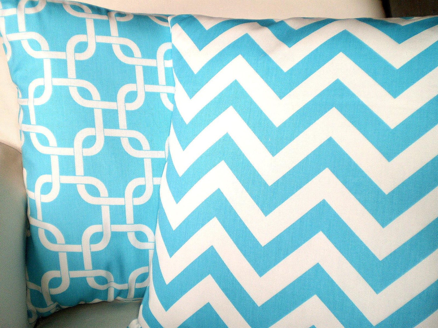 Pillows Decorative Pillows Accent Pillows Throw Pillow Cushion Covers Aqua White Zig Zag Gotcha Link - Combo Set 18 x 18