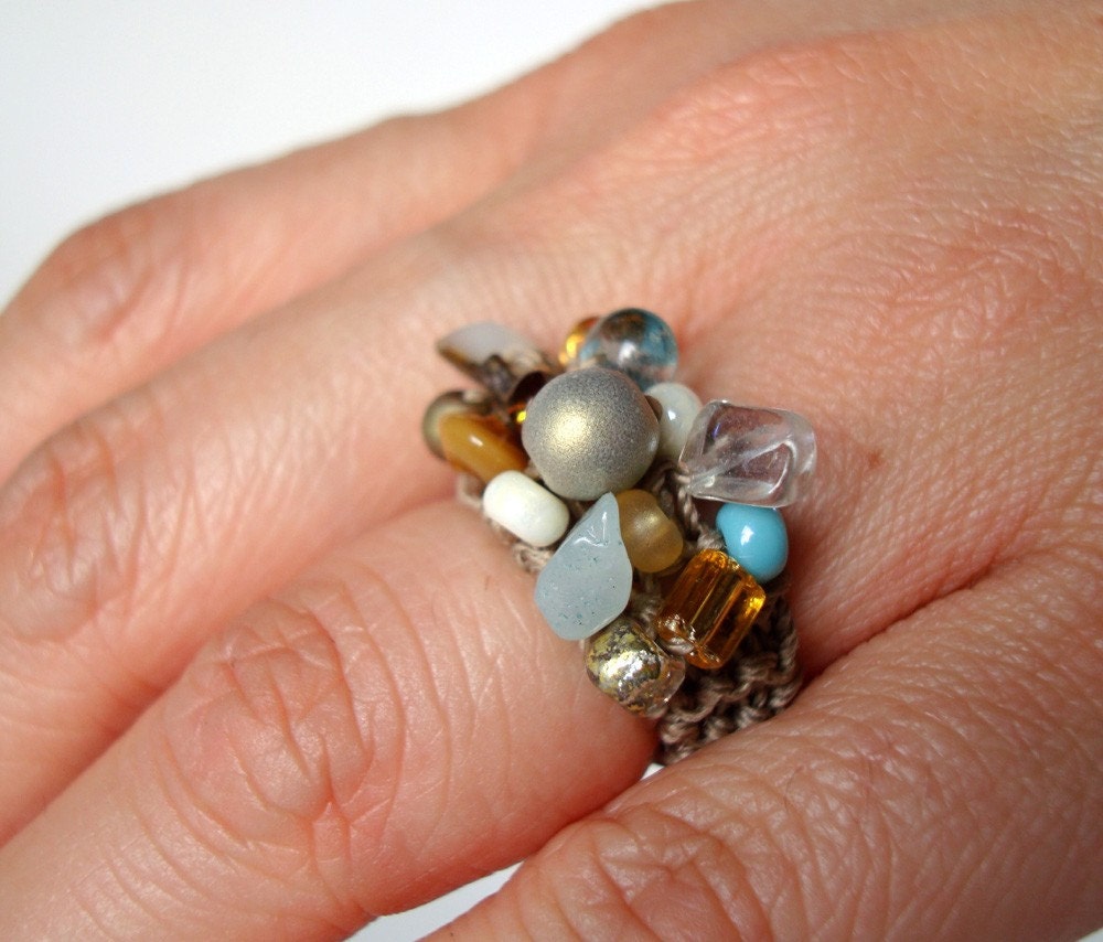 Summer Beach Ring Knit Jewelry Fun Friendship Ring sea shell cream gold aqua blue ivory