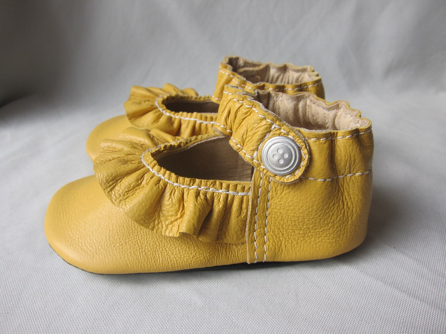 Baby Shoes Ruffled Mary Jane Shoe Yellow Leather Size 4 Only Ready-To-Ship