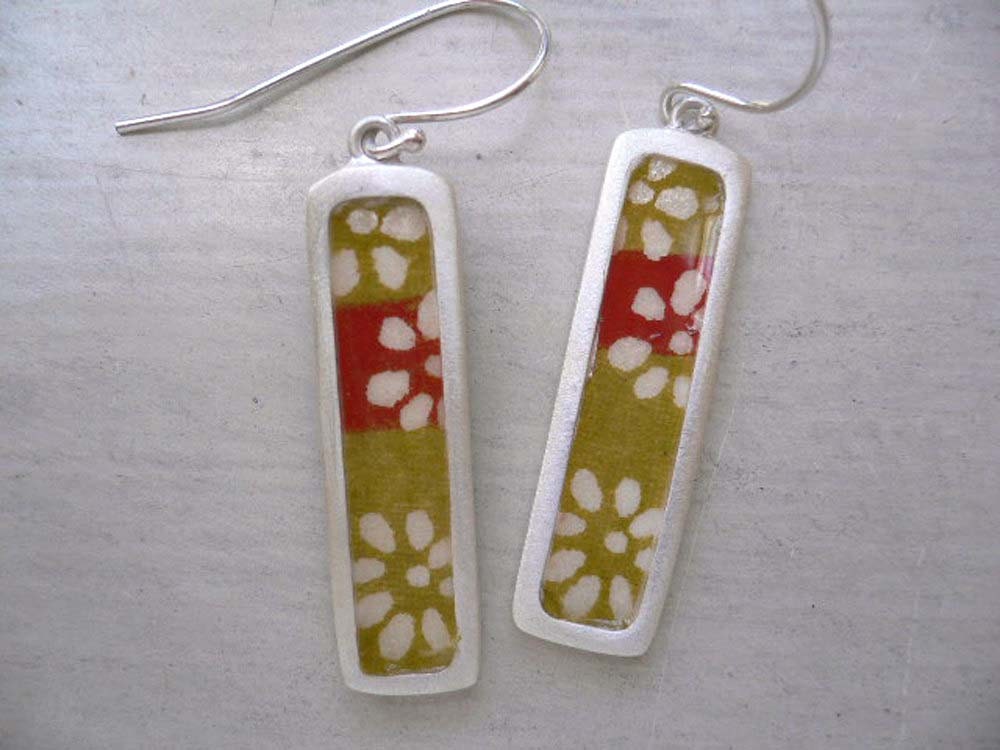 Chiyogami Origami Earrings - Rectangle - light green & pink