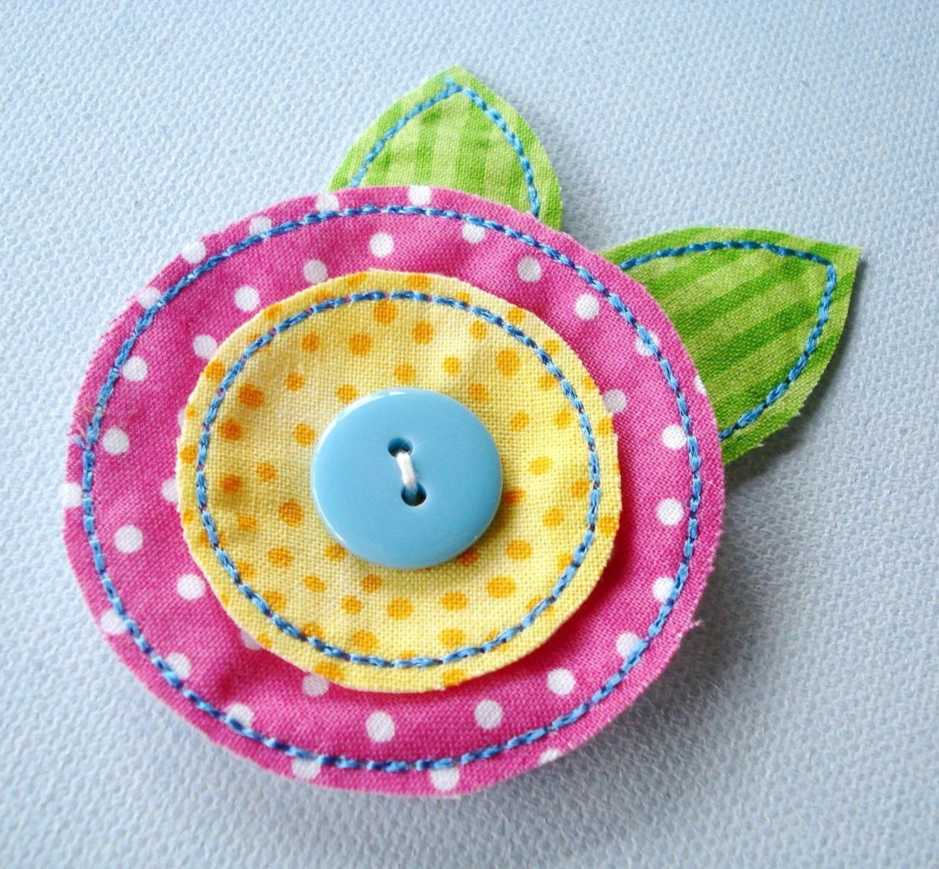 In-The-Hoop  Felt-Fabric Flowers Machine Embroidery - Two Sizes 4x4 and 5x7