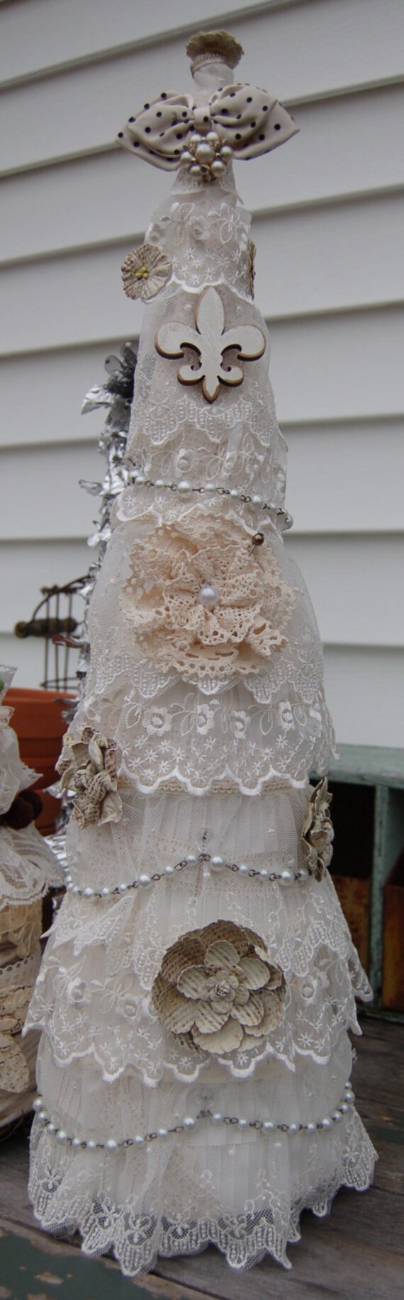 Cottage, Shabby Chic, French Christmas Tree.  ECS