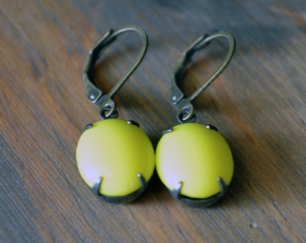 Lemon Yellow Jewel Earrings in Oxidized Brass