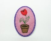 Tulip in a pot felt pin