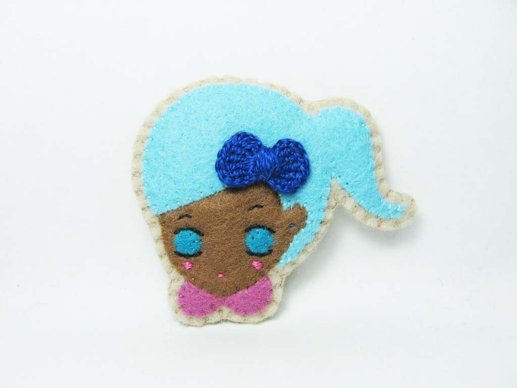 Ice cream doll head felt pin