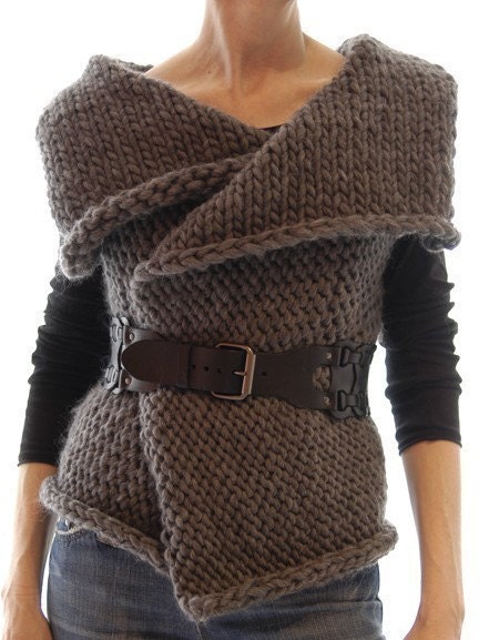Instructions to make: Magnum Reversible Vest/Wrap PDF Pattern