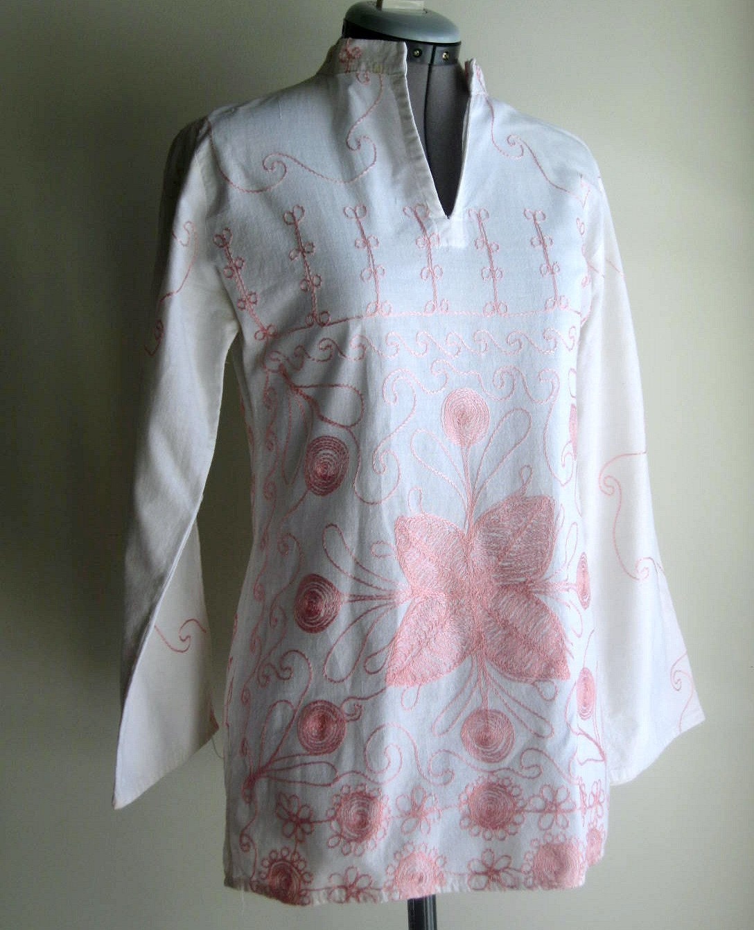 vintage 1970s Embroidered BOHO Tunic Shirt