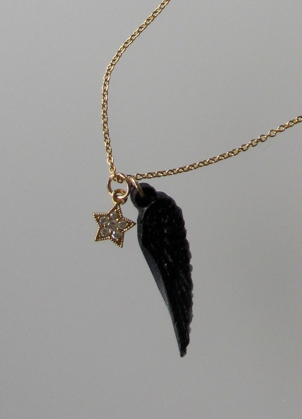 black wing & star necklace