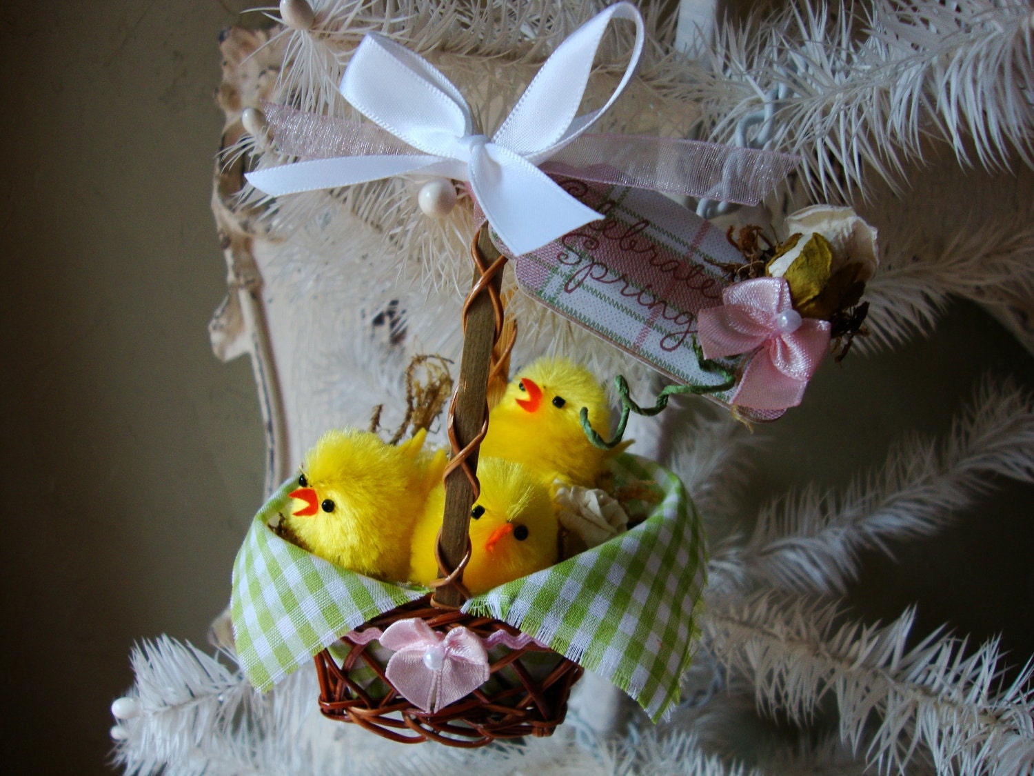 Easter chicks gift basket ornaments cute chenille chicks pink and green Cottage style farmhouse easter mini basket decorations