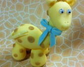 Fondant Baby Giraffe with a Bow, Perfect for Baby Showers - Cake or Cupcake Decorations Il_170x135