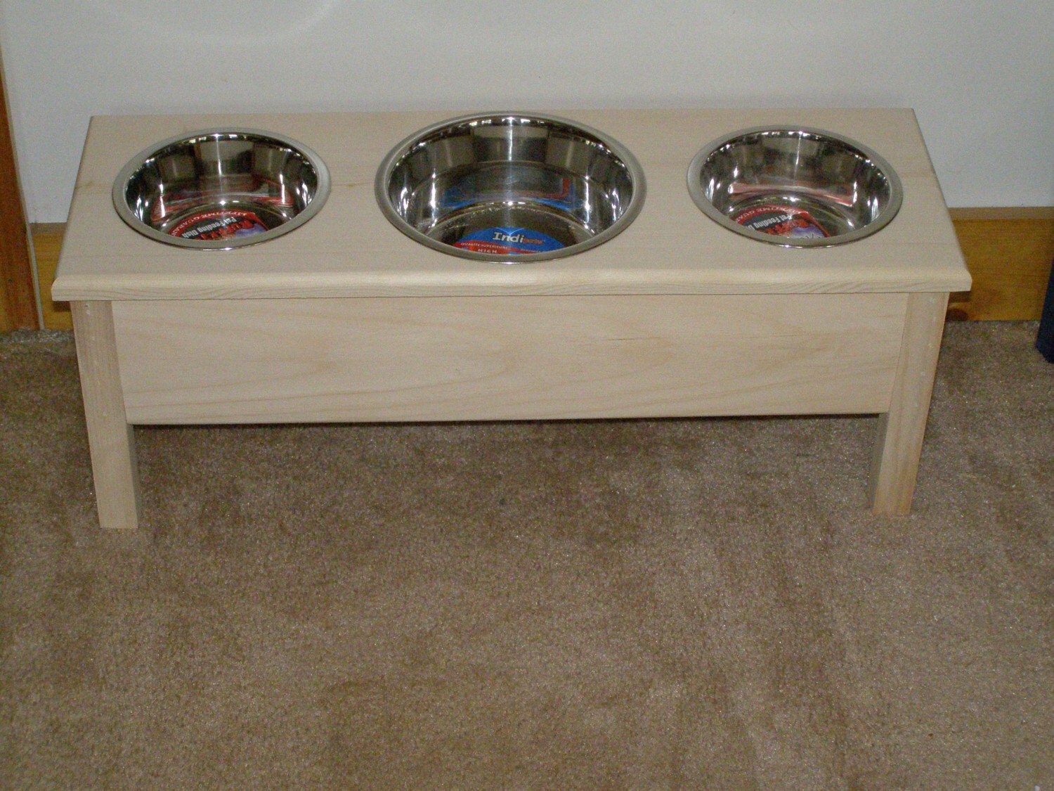 dog feeding stands