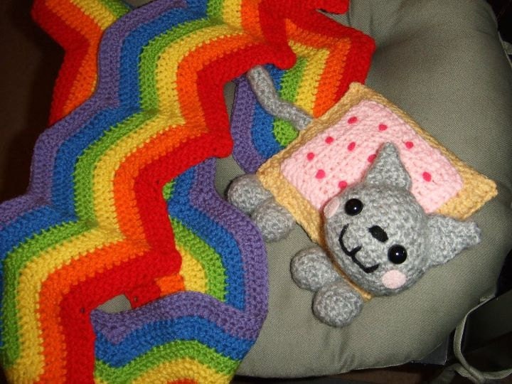Nyan Cat Scarf With Music