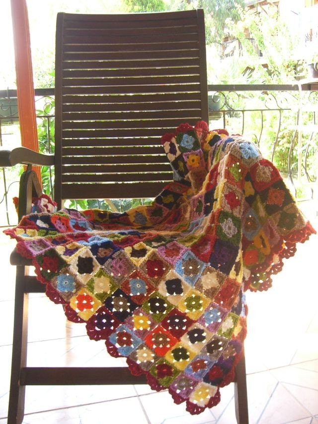 Handmade Traditional Granny Square  Blanket For Baby Or Your Lap - Multicolor - karmaistanbul