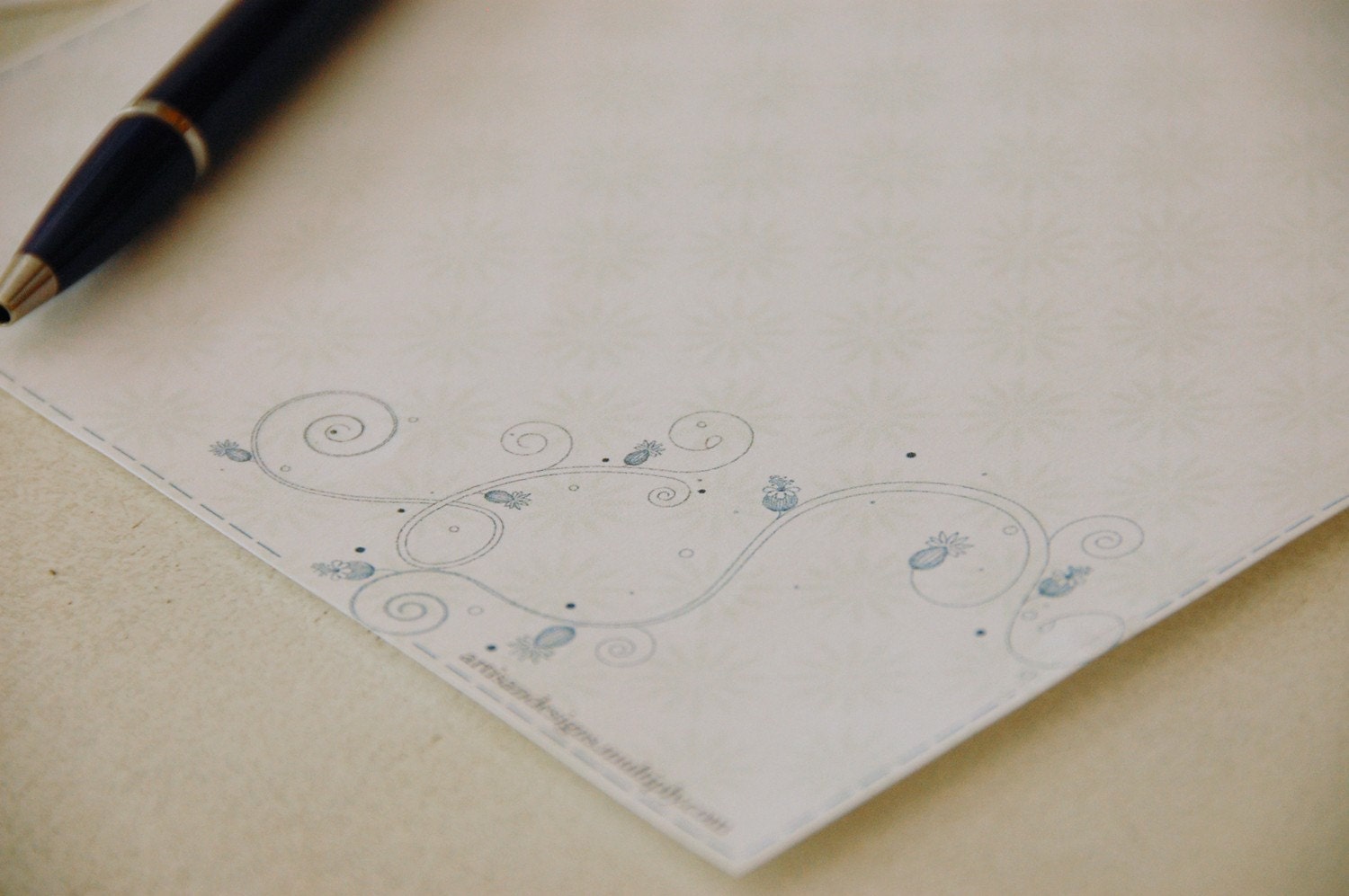 Green swirls printable stationery set