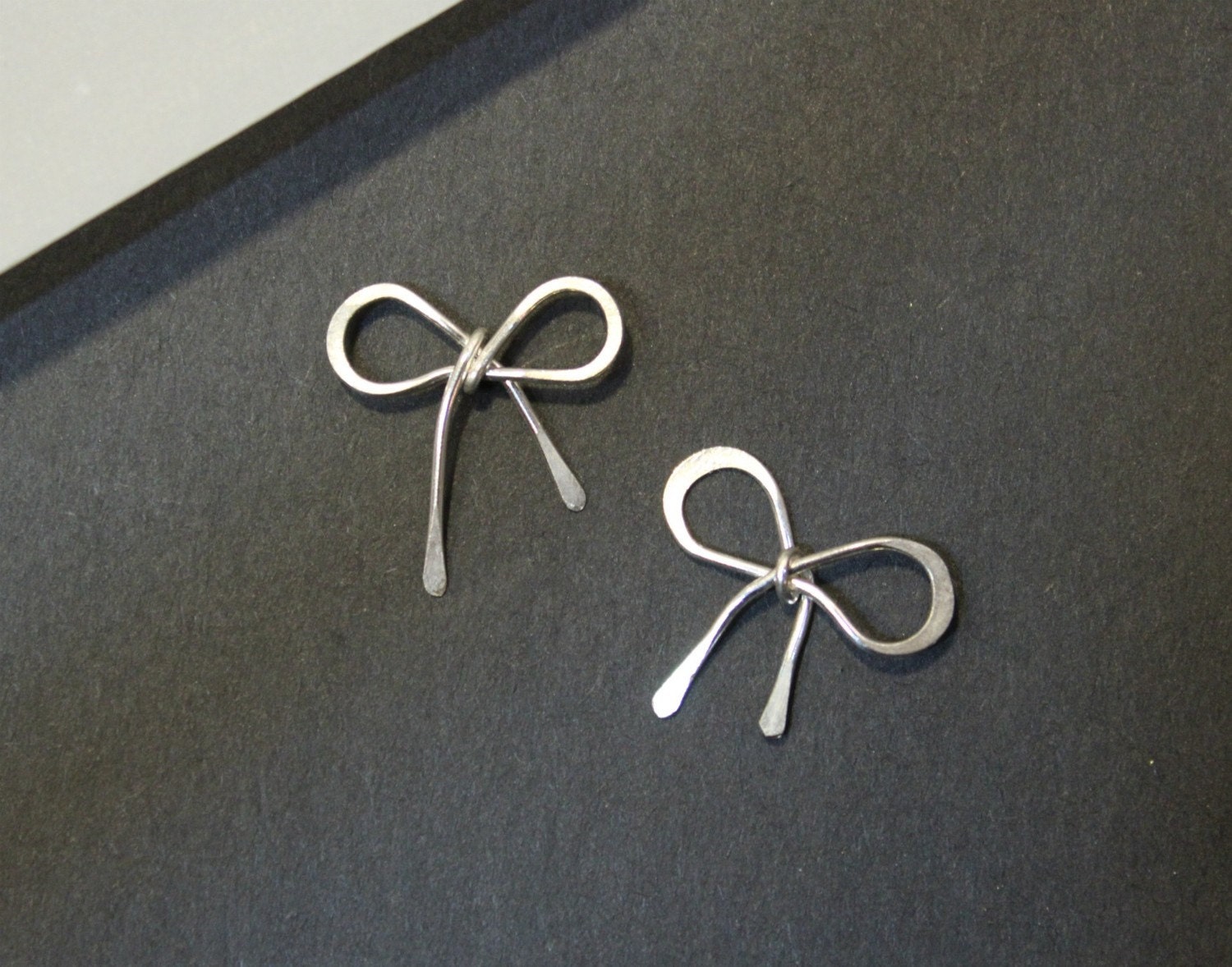 2 pcs - Sterling Silver Sweet Bow Charms - handmade