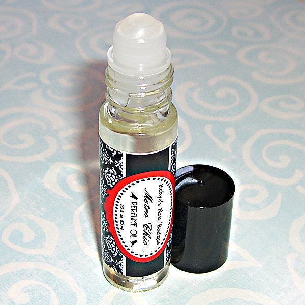 Metro Chic Perfume Oil