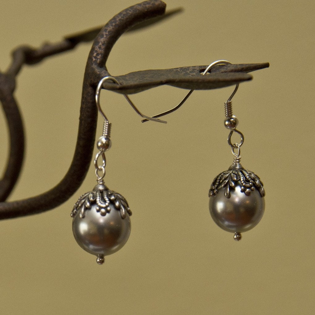 Romantic  Earrings - Pearl earrings, Dangle Earrings, Silver Pearl earrings, Silver hoop, Free Shipping, Gift, Wedding jewelry