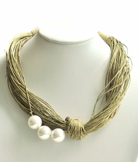 Pearl the younger sister Natural Linen Necklace with three pearls