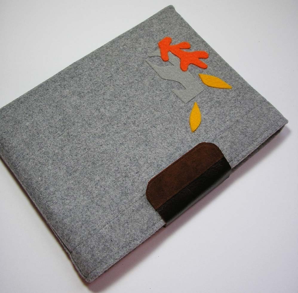 Matisse Grey Wool Ipad Sleeve with Leather Trim