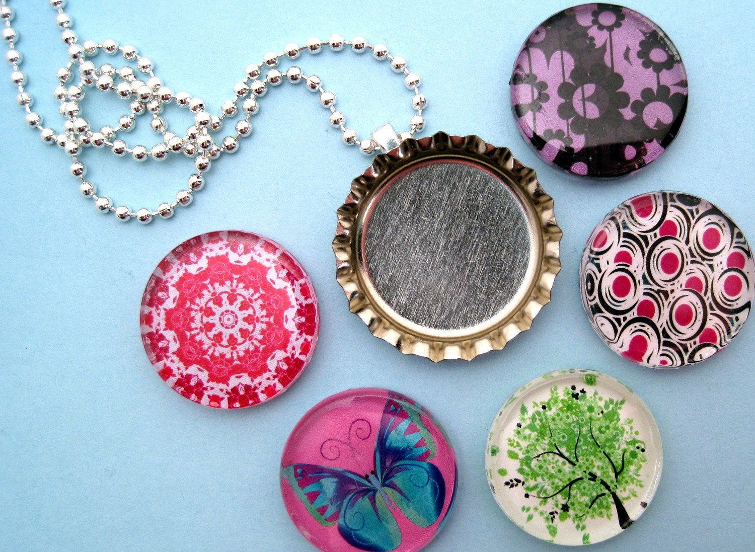 Interchangeable Bottlecap and Glass Magnet Necklace