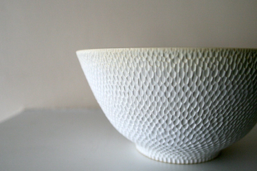 Elegant Intricately Carved Large Matte White Stoneware Bowl / Thousands of Hand-Carved Marks / Ostrich-Egg Matte Finish / "DAPPLE DIVOT"
